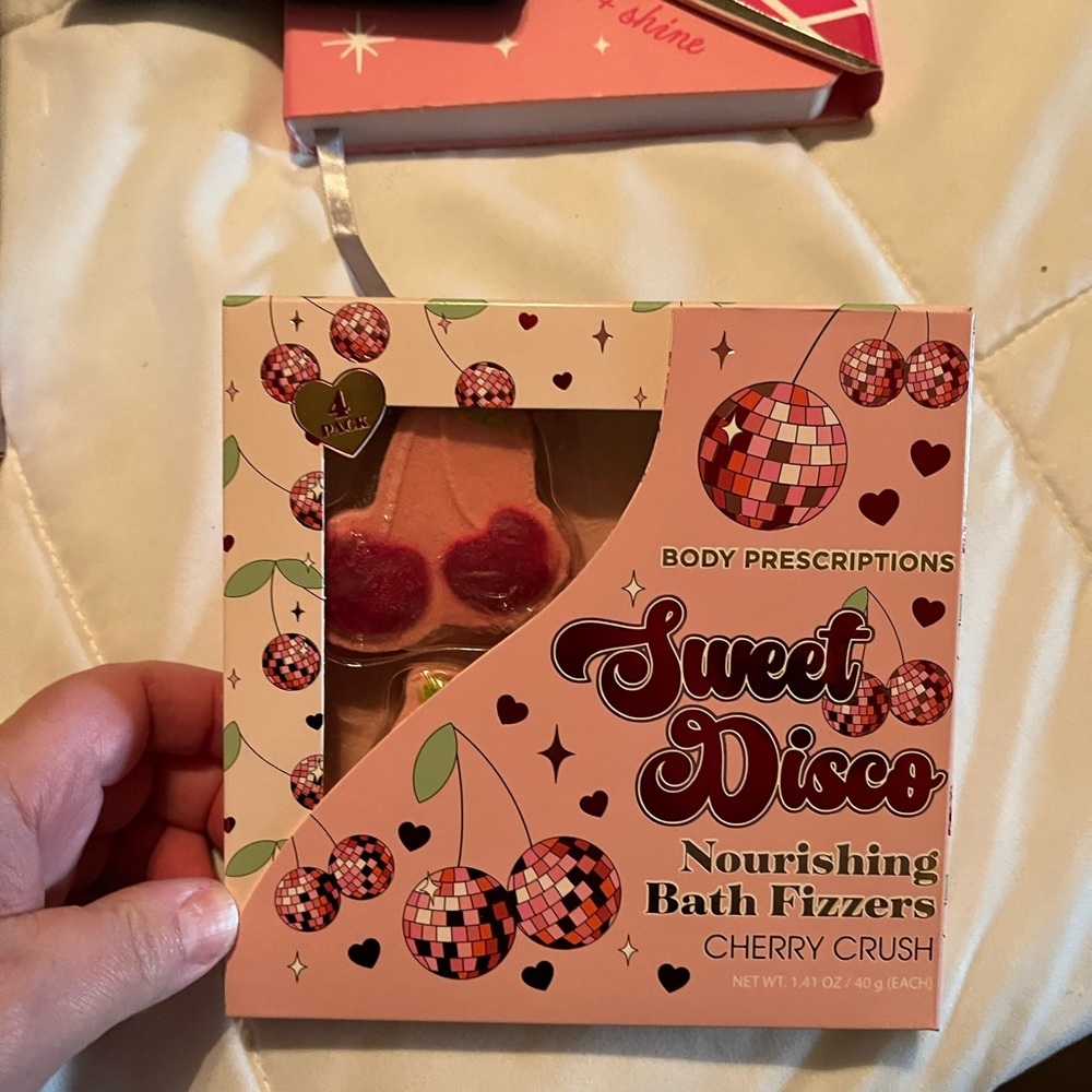 Pink and Red Bath Soak Sweet Disco